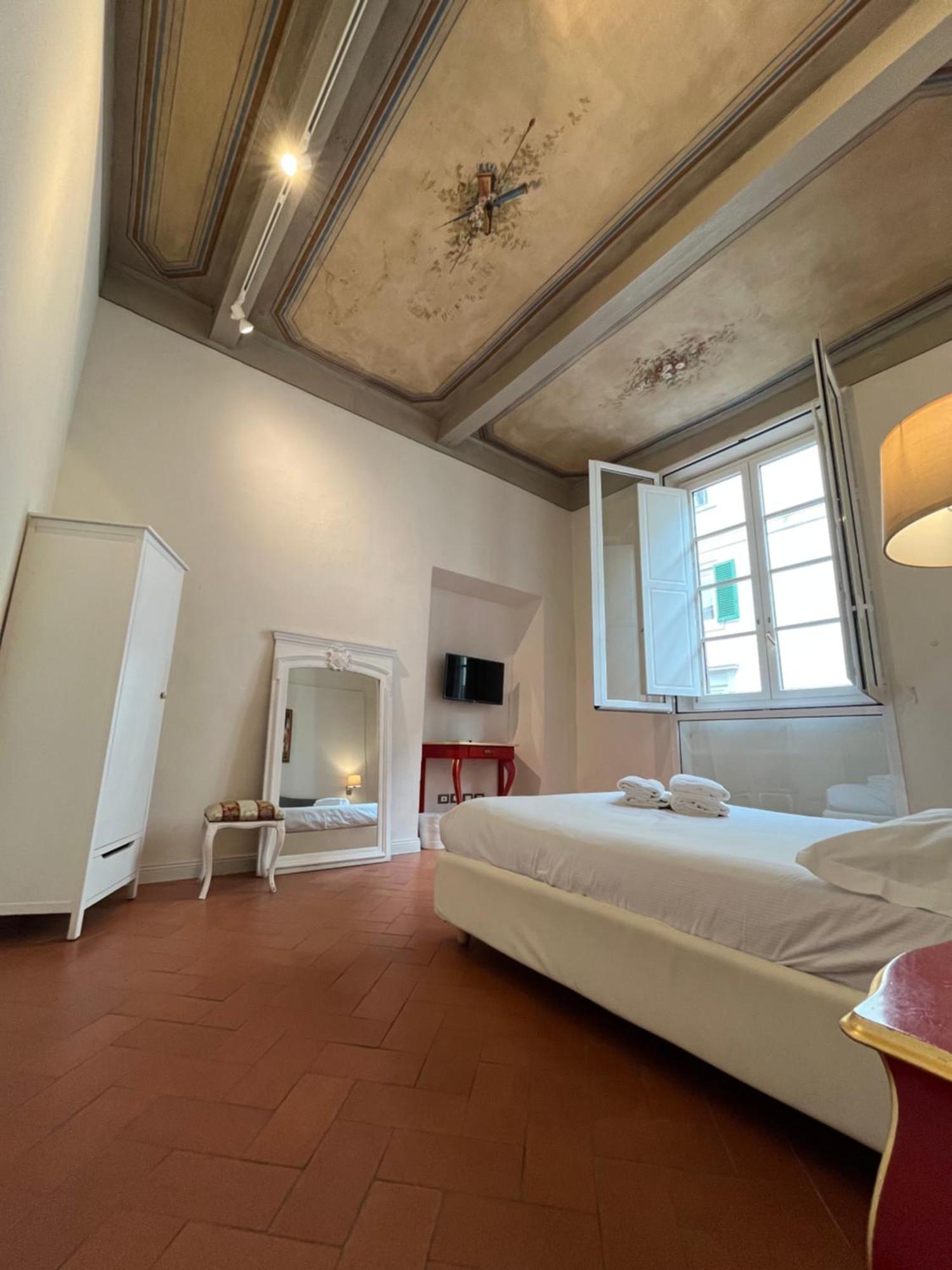 Отель Residenza D'Epoca Historia Luxury Boutique Флоренция Экстерьер фото