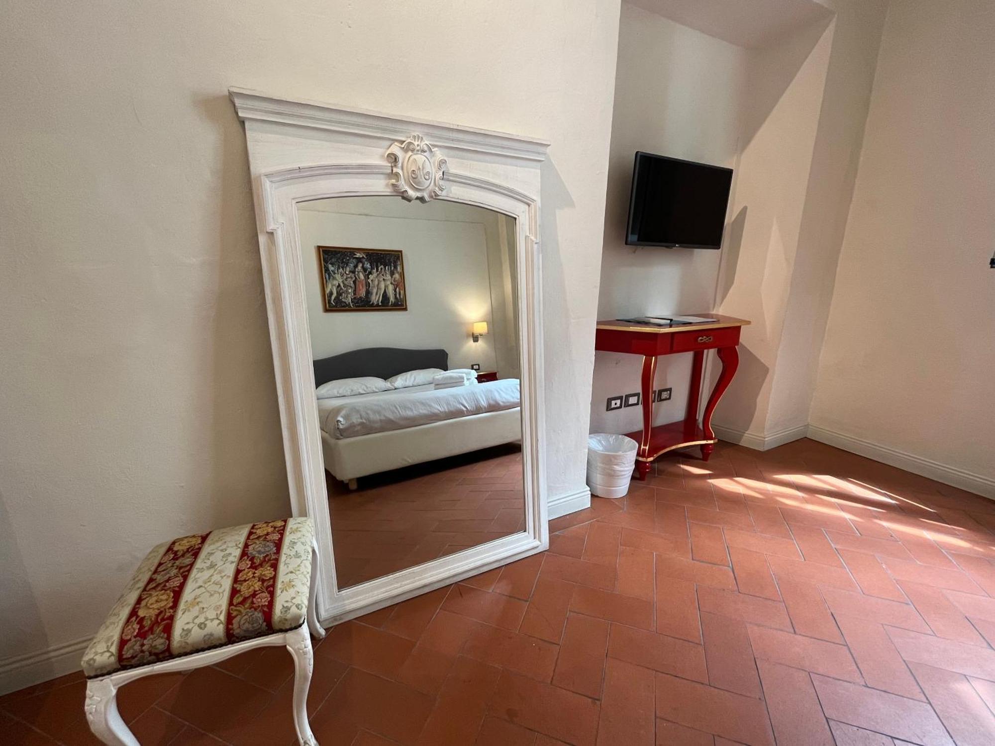 Отель Residenza D'Epoca Historia Luxury Boutique Флоренция Экстерьер фото